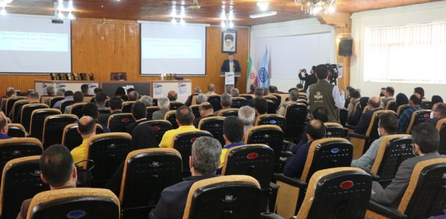 کارگران میدان‌دار جهاد اقتصادی هستند