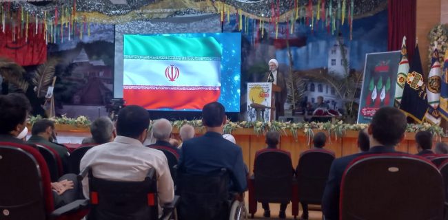 مراسم تجلیل از پیشکسوتان دفاع مقدس در گیلان با حضور جمعی از پیشکسوتان در سالن شهدای ناجا رشت برگزار شد
