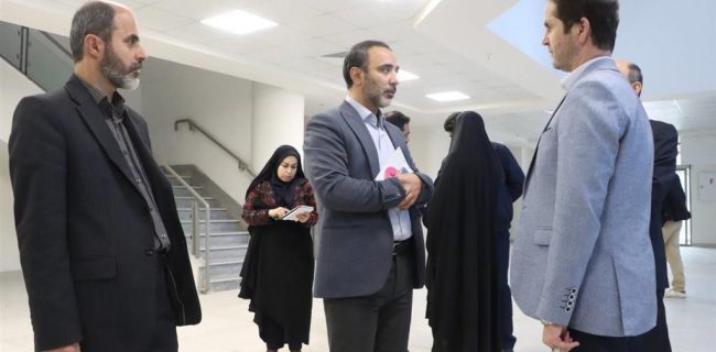 شهرداری رشت جهت مساعدت در تکمیل کتابخانه مرکزی آمادگی دارد