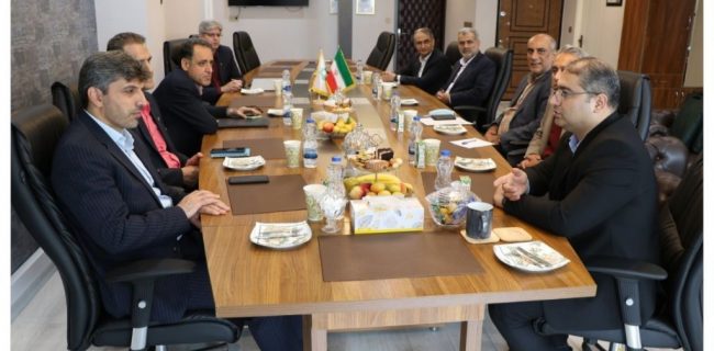 همراهی و یا عدم مساعدت مدیران مربوط به تامین نیازهای اولیه تولید، فرصت ها و تهدیدهای بالقوه امروز و موجبات رفع و یا ایجاد موانع رشد تولید در فردا خواهند بود