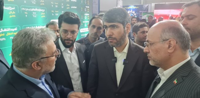 بازدید معاون رئیس‌جمهور و رئیس سازمان اداری و استخدامی از غرفه گیلان در نمایشگاه ایران اکسپو ۲۰۲۴