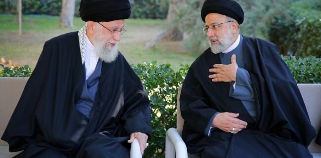 اعلام ۵ روز عزای عمومی از سوی رهبر انقلاب اسلامی در پی درگذشت شهادت‌گونه رئیس‌جمهور و همراهانش