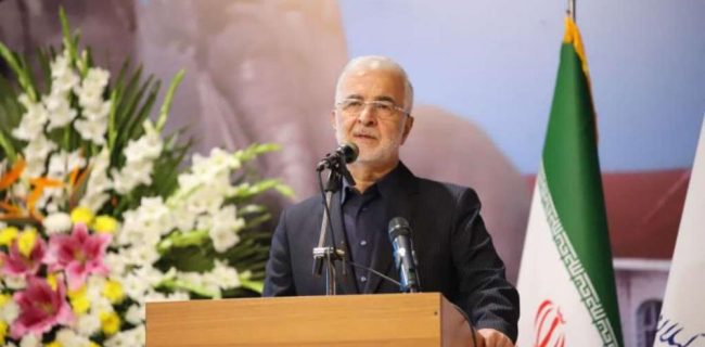 استانداران برای پیشرفت کشور باید از همه جریانات سیاسی استفاده کنند