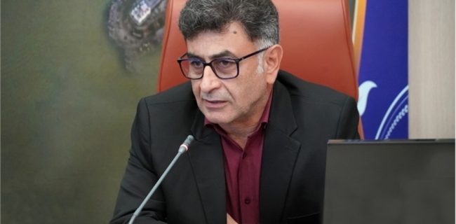​پهلودهی و تخلیه همزمان دو کشتی‌ حامل کالای اساسی در بندرانزلی