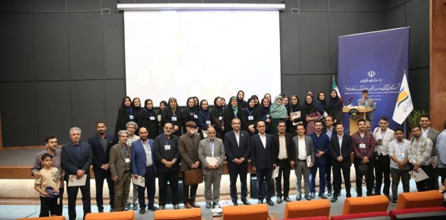 سخنگوی دولت؛ رفع مشکل تالاب انزلی نیازمند نگاه ملی است/ استاندار گیلان ؛ حمایت از کشاورزان با حذف ارز ترجیحی از واردات چای و برنج /مدیرعامل منطقه آزاد انزلی ؛ ایجاد شهرک علم و فناوری، مرکز رشد و برج فناور