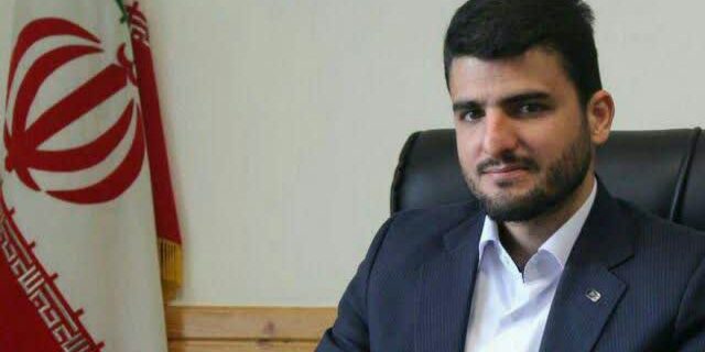 خبرنگاری که برای خبر از جان مایه می گذارد