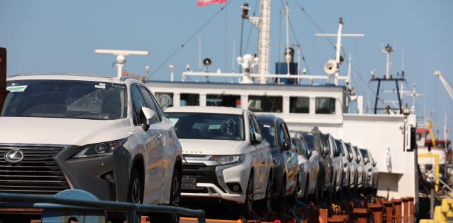 تخفیف چشمگیر عوارض واردات تاکسی و اتوبوس در منطقه آزاد انزلی