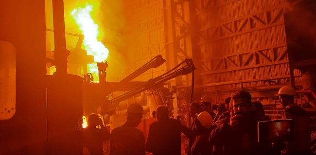 گرمای کوره ای که نوید بخش رونق صنعت و اقتصاد است