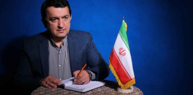 محمدرضا خاکسار از دو سند راهبردی توسعه اقتصاد شهری و حقوق شهرک‌های مسکونی رشت رونمایی کرد/تبدیل رشت به شهری برخوردار از اقتصاد پویا، مدیریت شفاف، مشارکت مردمی و توسعه متوازن