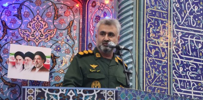 حضور در خیابان، تکلیف امروز ما برای یاری امام زمان(عج) است