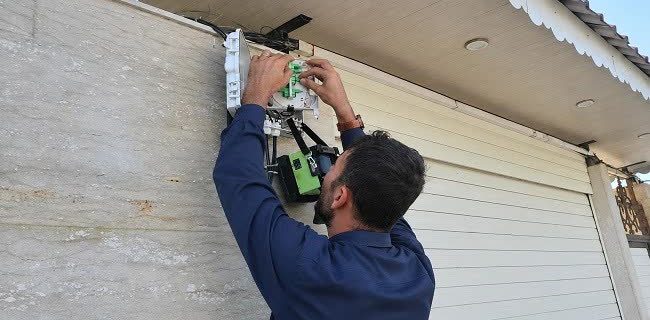 فیبرنوری در خیابان بلوار نماز ؛ زیرساختی برای توسعه خدمات هوشمند شهری در بندرانزلی