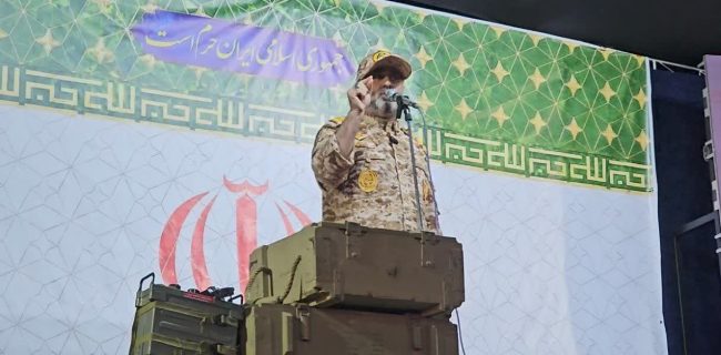 سقف انتظارات دشمن از سقوط نظام به باز کردن تنگه هرمز تقلیل یافت / رزمایش بزرگ جانفدایان ۲۴ مهر در رشت برگزار می‌شود